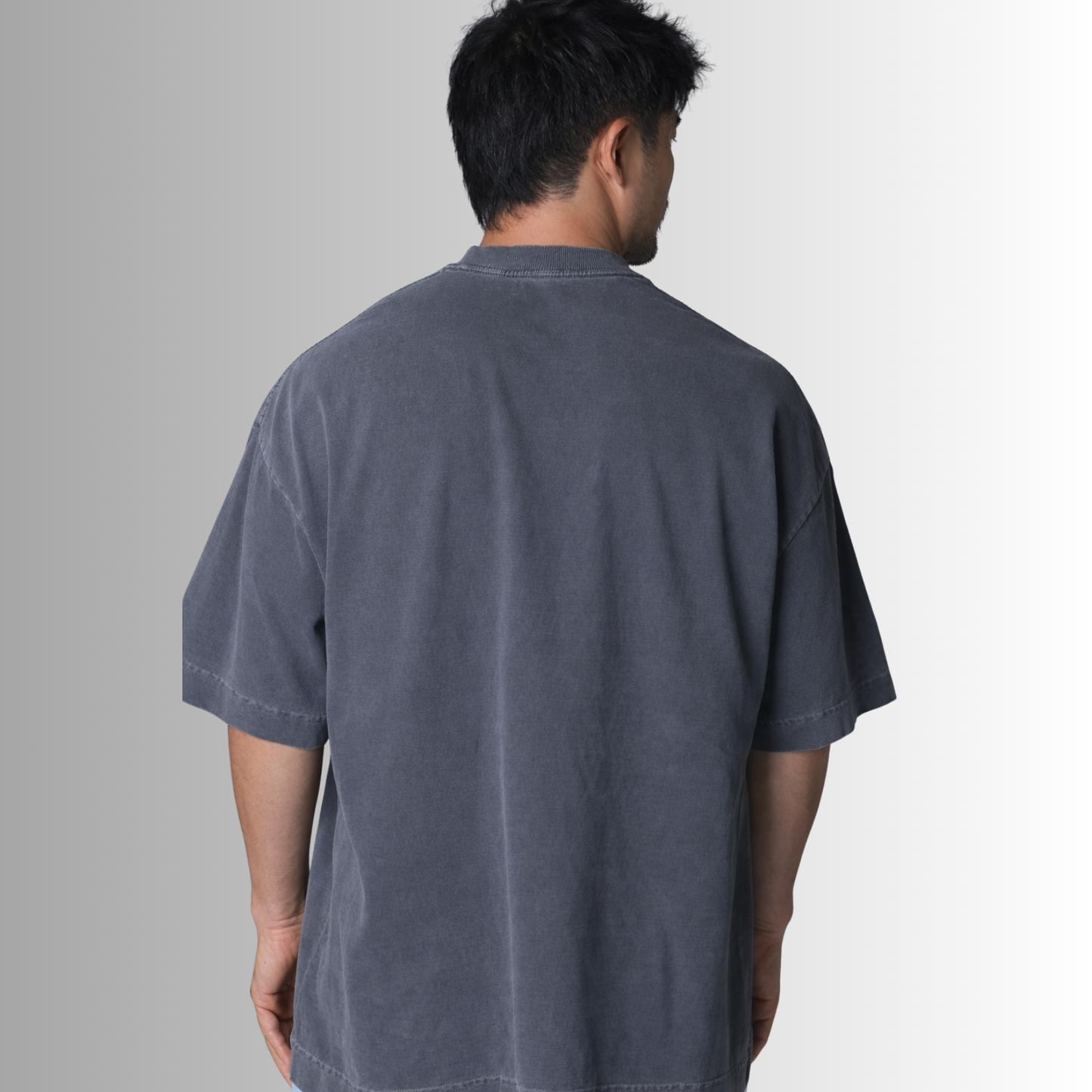 Remera oversized de algodón Pima para hombre — gris carbón, detalle